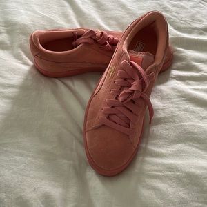 WORN ONCE Pink Suede Puma Sneakers 8